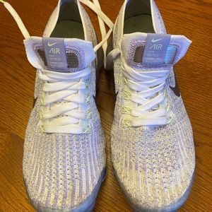 Nike VaporMax Womens tennis shoes size 6